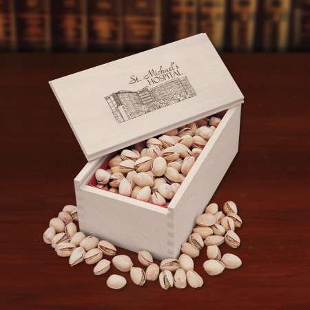 MAPLE RIDGE PISTACHIOS IN A BOX